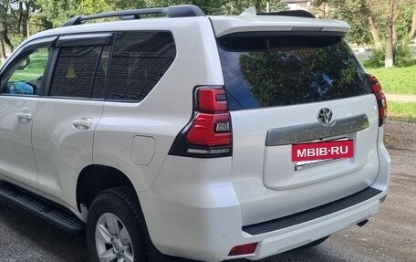 Toyota Land Cruiser Prado 150 рестайлинг 2, 2020 год, 4 980 000 рублей, 4 фотография