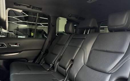 Toyota Land Cruiser, 2024 год, 11 790 000 рублей, 24 фотография