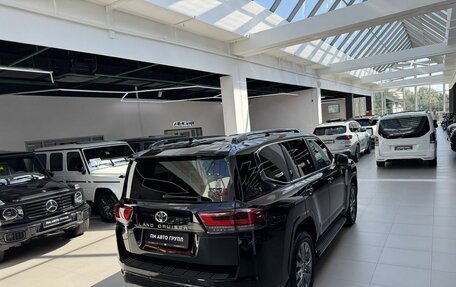 Toyota Land Cruiser, 2024 год, 11 790 000 рублей, 38 фотография