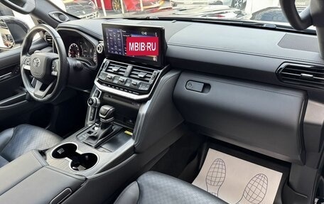 Toyota Land Cruiser, 2024 год, 11 790 000 рублей, 31 фотография