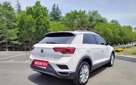 Volkswagen T-Roc I, 2022 год, 1 400 000 рублей, 5 фотография