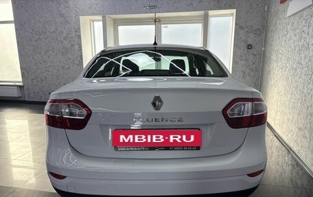 Renault Fluence I, 2014 год, 935 000 рублей, 3 фотография