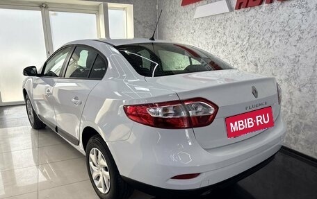 Renault Fluence I, 2014 год, 935 000 рублей, 2 фотография