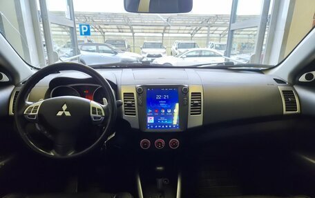 Mitsubishi Outlander III рестайлинг 3, 2008 год, 1 065 000 рублей, 8 фотография
