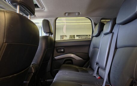 Mitsubishi Outlander III рестайлинг 3, 2008 год, 1 065 000 рублей, 14 фотография