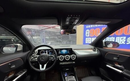 Mercedes-Benz GLA, 2023 год, 2 500 000 рублей, 9 фотография