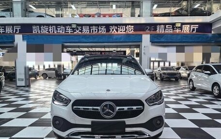 Mercedes-Benz GLA, 2023 год, 2 700 000 рублей, 2 фотография
