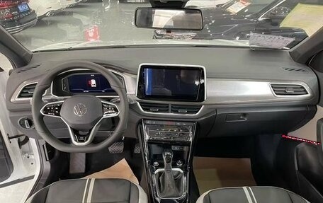 Volkswagen T-Roc I, 2025 год, 2 910 000 рублей, 5 фотография