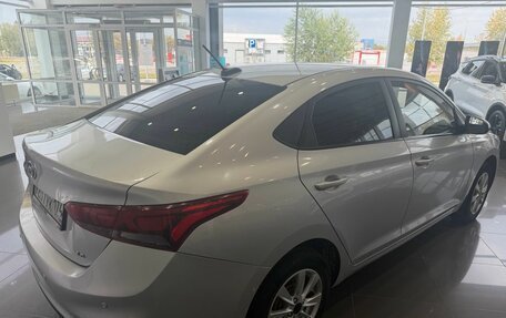 Hyundai Solaris II рестайлинг, 2019 год, 1 395 000 рублей, 5 фотография