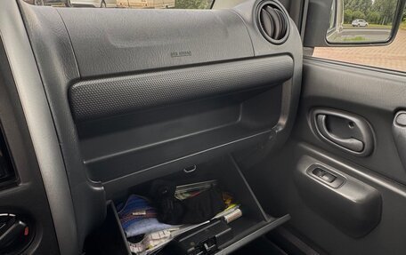 Suzuki Jimny, 2006 год, 990 000 рублей, 15 фотография