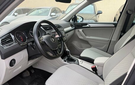 Volkswagen Tiguan II, 2017 год, 2 600 000 рублей, 9 фотография