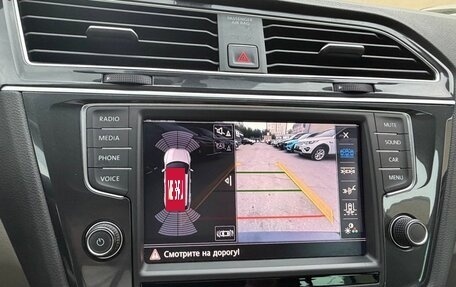 Volkswagen Tiguan II, 2017 год, 2 600 000 рублей, 15 фотография