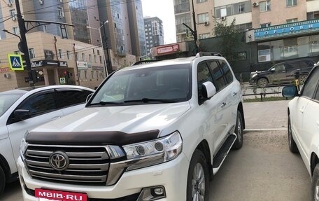 Toyota Land Cruiser 200, 2016 год, 4 700 000 рублей, 7 фотография