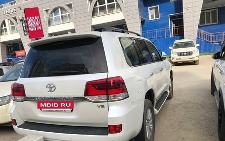 Toyota Land Cruiser 200, 2016 год, 4 700 000 рублей, 5 фотография