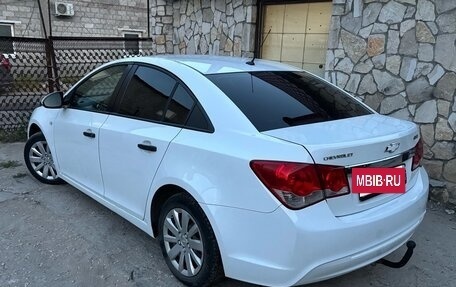 Chevrolet Cruze II, 2013 год, 650 000 рублей, 4 фотография