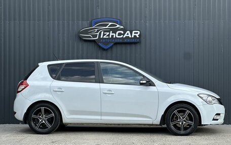 KIA cee'd I рестайлинг, 2011 год, 649 000 рублей, 10 фотография