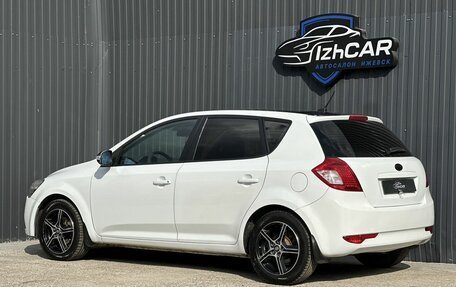 KIA cee'd I рестайлинг, 2011 год, 649 000 рублей, 6 фотография