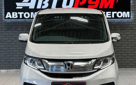 Honda Stepwgn IV, 2017 год, 1 987 000 рублей, 3 фотография