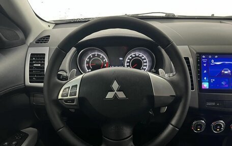 Mitsubishi Outlander III рестайлинг 3, 2012 год, 1 100 000 рублей, 17 фотография