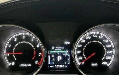 Mitsubishi Outlander III рестайлинг 3, 2012 год, 1 100 000 рублей, 18 фотография