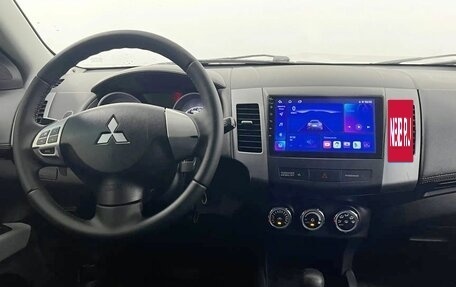 Mitsubishi Outlander III рестайлинг 3, 2012 год, 1 100 000 рублей, 16 фотография