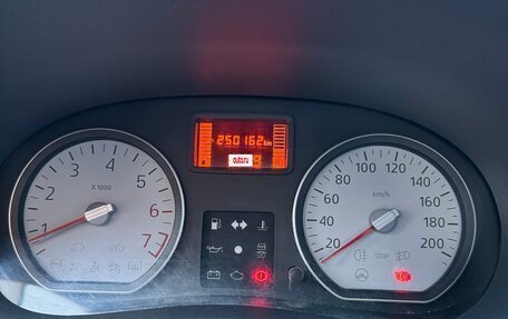 Renault Logan I, 2011 год, 350 000 рублей, 16 фотография