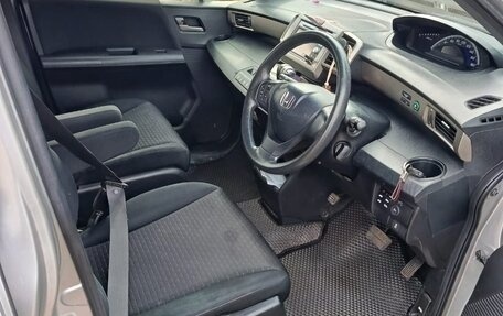 Honda Freed I, 2013 год, 1 250 000 рублей, 5 фотография