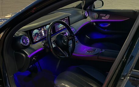 Mercedes-Benz E-Класс, 2022 год, 3 770 000 рублей, 10 фотография