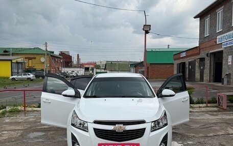 Chevrolet Cruze II, 2014 год, 650 000 рублей, 4 фотография