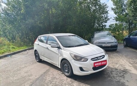Hyundai Solaris II рестайлинг, 2014 год, 509 000 рублей, 3 фотография