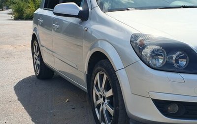 Opel Astra H, 2004 год, 550 000 рублей, 1 фотография