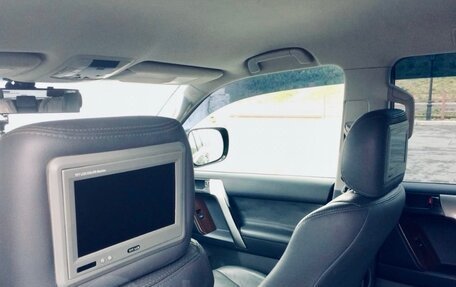 Toyota Land Cruiser Prado 150 рестайлинг 2, 2011 год, 3 000 000 рублей, 5 фотография