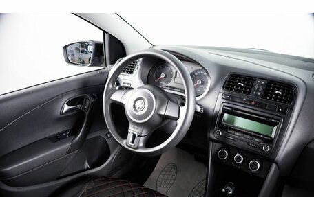 Volkswagen Polo VI (EU Market), 2012 год, 799 000 рублей, 11 фотография