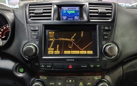 Toyota Highlander III, 2012 год, 2 195 000 рублей, 18 фотография