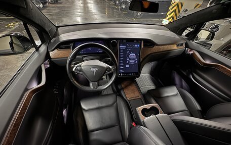 Tesla Model X I, 2020 год, 5 800 000 рублей, 16 фотография