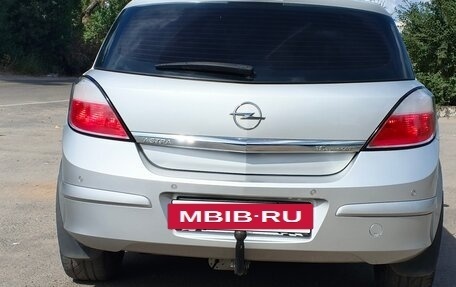 Opel Astra H, 2004 год, 550 000 рублей, 4 фотография