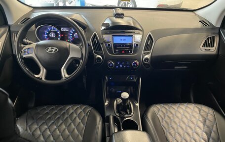 Hyundai ix35 I рестайлинг, 2013 год, 930 000 рублей, 5 фотография