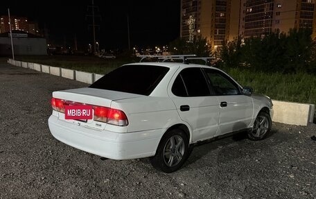 Nissan Sunny B15, 2000 год, 150 000 рублей, 2 фотография
