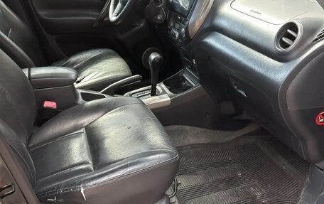 Toyota RAV4, 2004 год, 890 000 рублей, 8 фотография