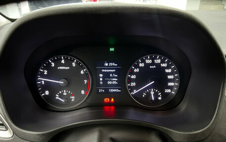 Hyundai Solaris II рестайлинг, 2017 год, 1 150 000 рублей, 11 фотография