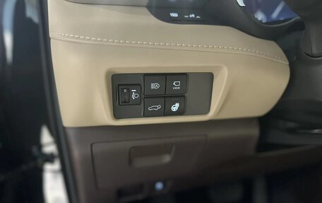 Toyota Highlander, 2026 год, 5 990 000 рублей, 12 фотография
