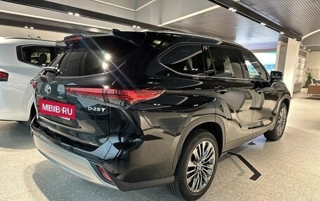 Toyota Highlander, 2026 год, 5 990 000 рублей, 6 фотография