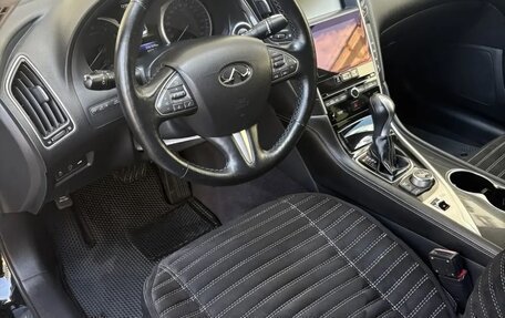 Infiniti Q50 I рестайлинг, 2015 год, 1 680 000 рублей, 14 фотография