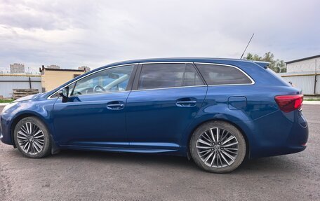 Toyota Avensis III рестайлинг, 2017 год, 1 650 000 рублей, 5 фотография