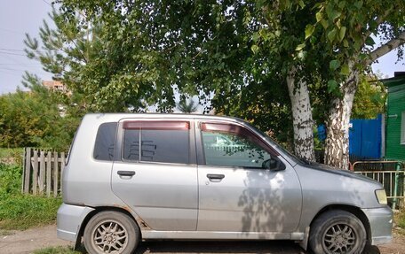 Nissan Cube II, 2000 год, 150 000 рублей, 3 фотография