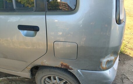 Nissan Cube II, 2000 год, 150 000 рублей, 5 фотография