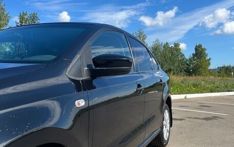 Volkswagen Polo VI (EU Market), 2011 год, 700 000 рублей, 3 фотография