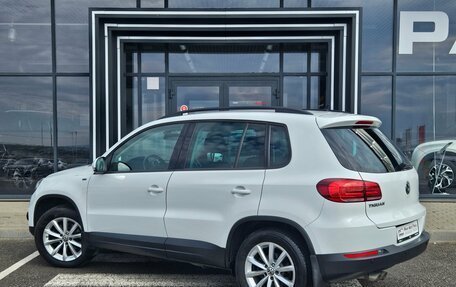 Volkswagen Tiguan I, 2015 год, 1 456 000 рублей, 6 фотография