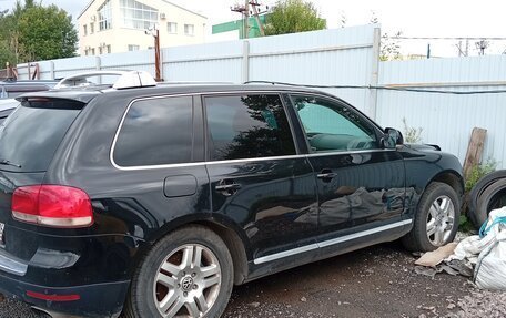 Volkswagen Touareg III, 2004 год, 550 000 рублей, 8 фотография