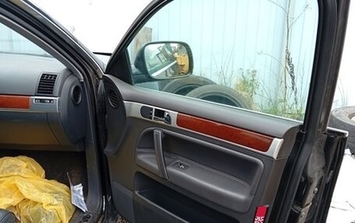 Volkswagen Touareg III, 2004 год, 550 000 рублей, 1 фотография